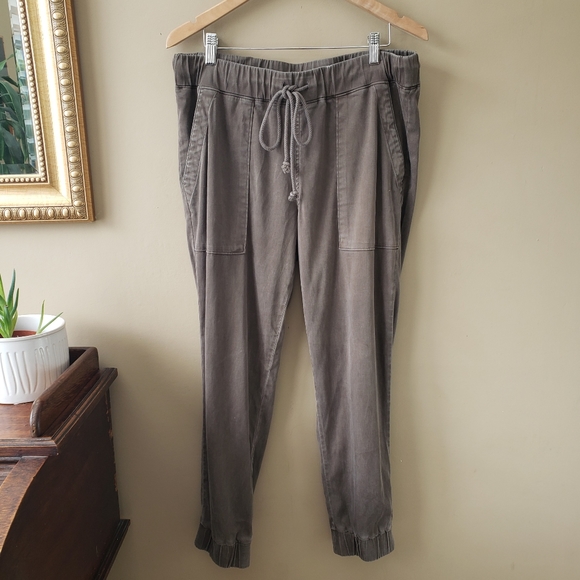Cloth & Stone Olive Green Tencell Pocket Utility Joggers Drawstring Waist Size M - Picture 7 of 10